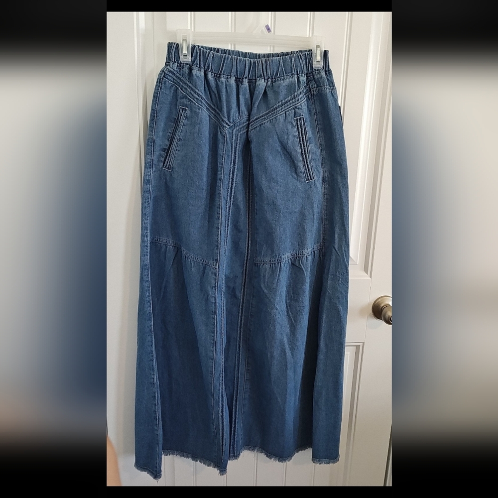 Denim Maxi Skirt with Pockets - Blue